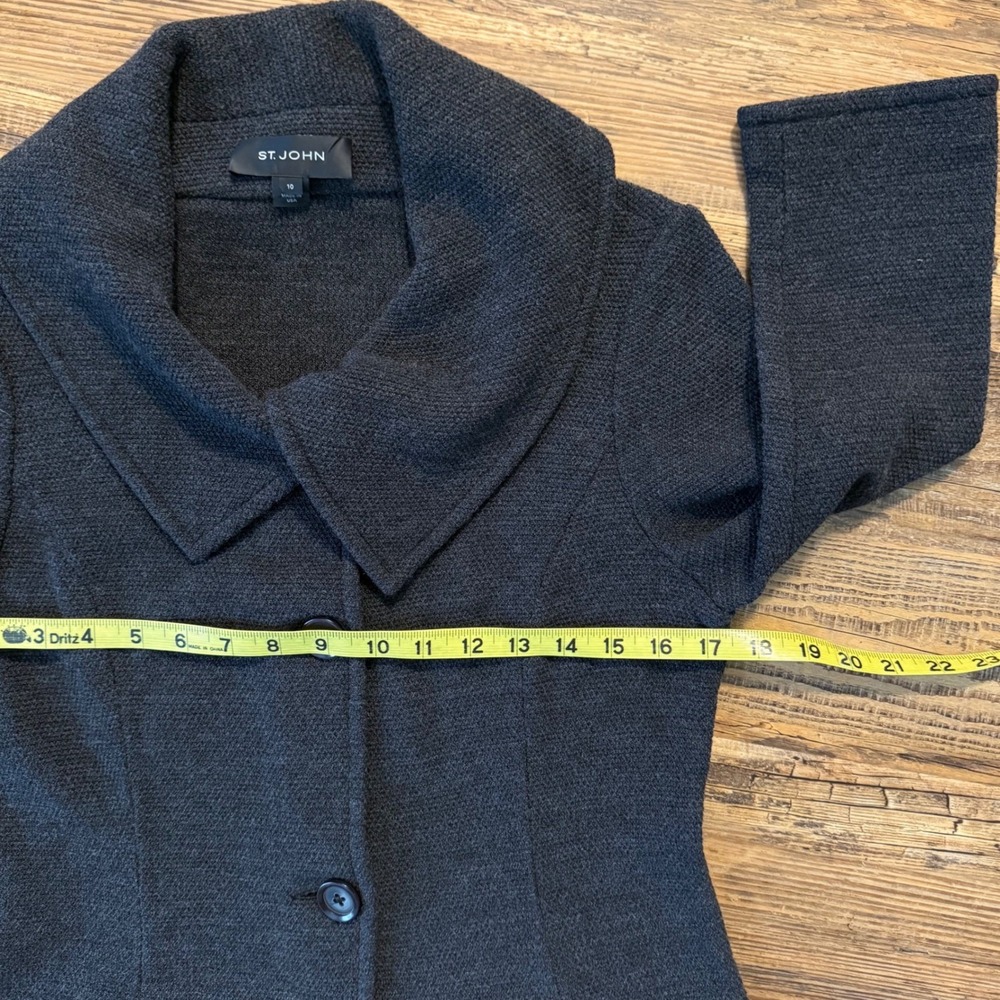 St. John Knit Blazer Jacket Womens 10 Charcoal Gray Black Portrait Collar LUXE - Picture 8 of 12